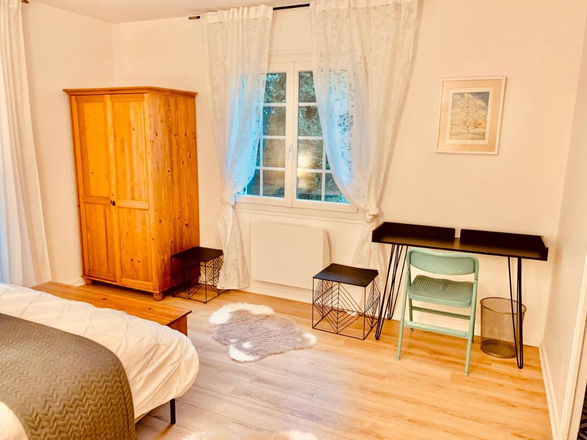 Parc De Buc Bed & Breakfast Buc  Exterior photo
